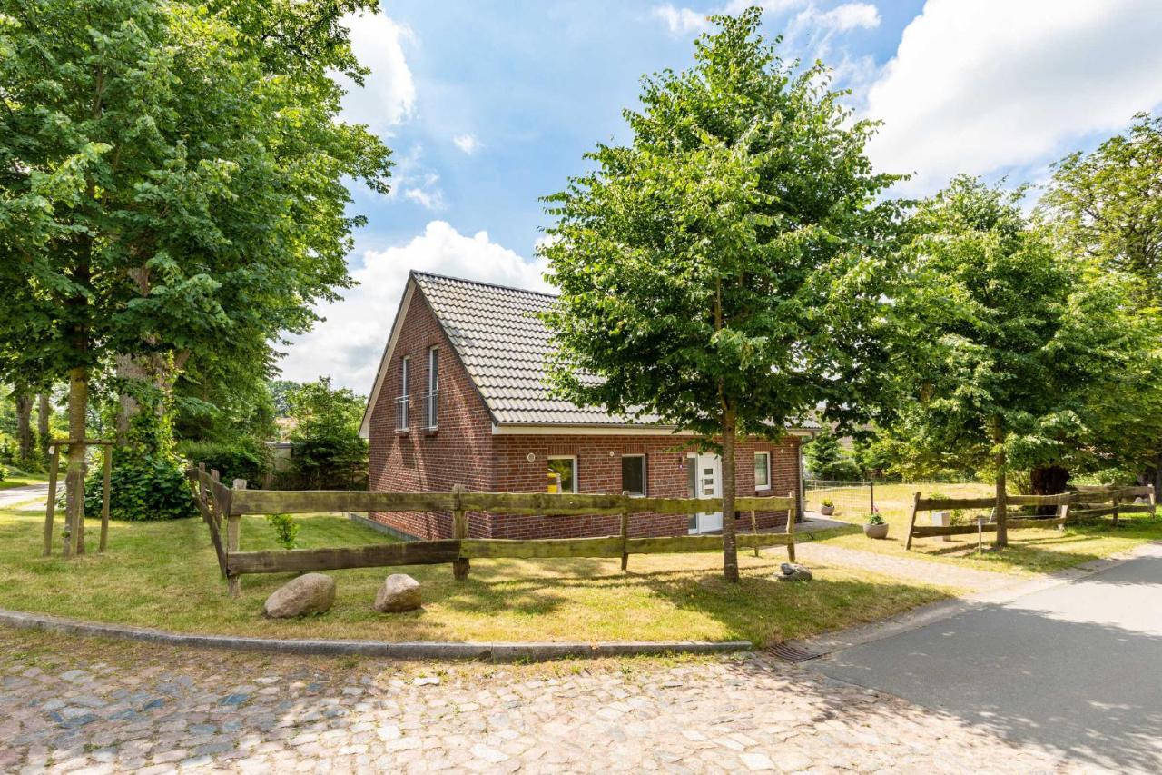 Ostsee Landhaus Am Schlosspark Ofc Wichmannsdorf Exterior photo
